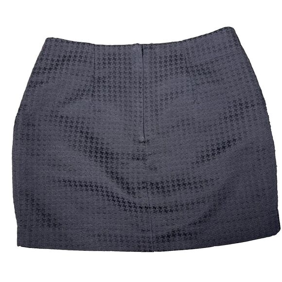 H&M Black Patterned Skirt Women Size 12 Short Ruched Barrel Hip Center Back Zip - Picture 5 of 5